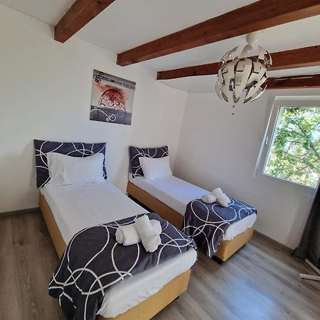 Maison Villageoise Collombey-Muraz エクステリア 写真